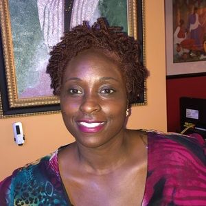 Meet your Posher, Simone